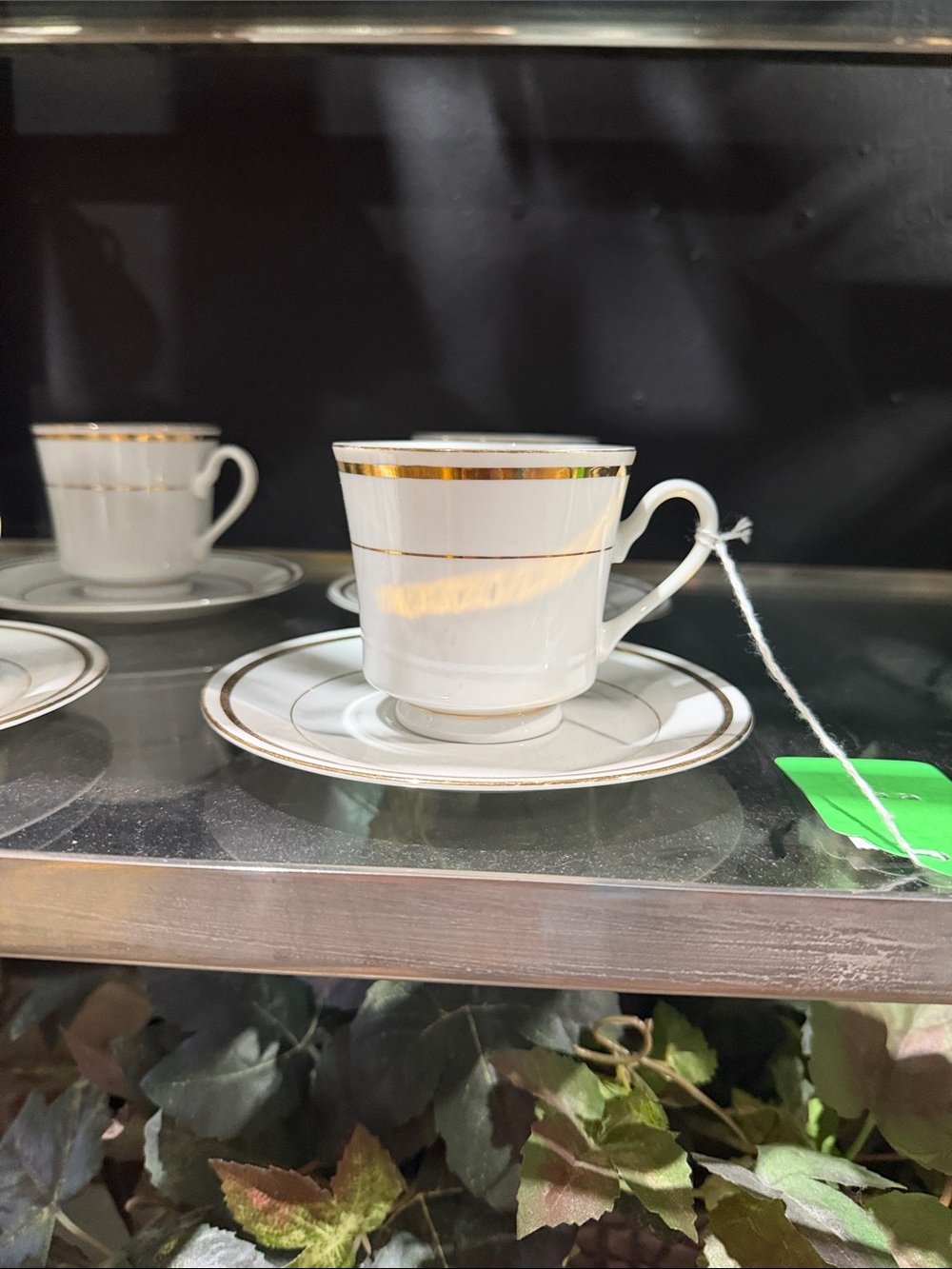 Classic White Porcelain Teacup and Saucer with Gold Trim set of 4